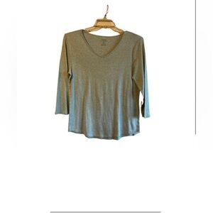 Chico’s ultimate tee size 2